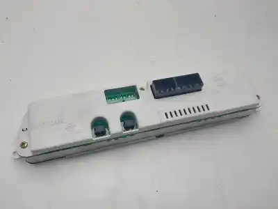 Second-hand car spare part multifunction display for ssangyong rodius xdi oem iam references 8025021301  