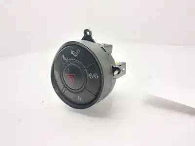 Second-hand car spare part hazard warning lights for ssangyong actyon 200 xdi oem iam references 8520131111  