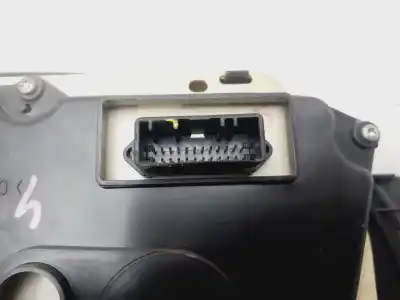 Peça sobressalente para automóvel em segunda mão quadrante por dacia logan ambiance referências oem iam 8200377202  