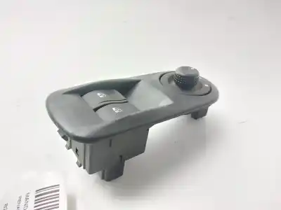 Peça sobressalente para automóvel em segunda mão botão / interruptor elevador vidro dianteiro esquerdo por renault trafic combi (ab 4.01) passenger privilege referências oem iam 8200011867  
