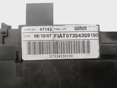 Peça sobressalente para automóvel em segunda mão comandos do volante por lancia ypsilon (101) 1.2 8v referências oem iam 07353730950  