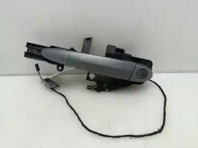 Peça sobressalente para automóvel em segunda mão Puxador Exterior Dianteiro Esquerdo por BMW SERIE 1 BERLINA (E81/E87) 118d Referências OEM IAM 51217060651  