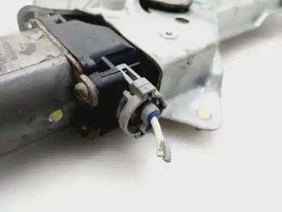 Автозапчастина б/у регулятор вікна передній лівий для renault kangoo (f/kc0) authentique 64 cv / 47 kw посилання на oem iam 7700303542