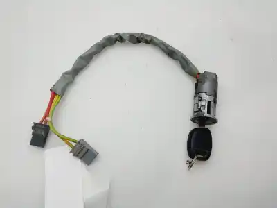 Автозапчастина б/у стартер для renault kangoo (f/kc0) authentique 64 cv / 47 kw посилання на oem iam 7701470736