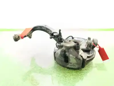 Автозапчасти б/у ПЕРЕДНЯЯ ЛЕВАЯ КУЛАЧКА за VOLKSWAGEN PASSAT B5.5 (3B3)  ссылки OEM IAM 8D0407257T  