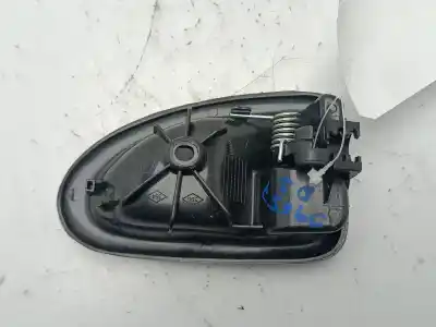 Pezzo di ricambio per auto di seconda mano maniglia interna anteriore sinistra per renault scenic rx4 (ja0) 1.9 dci salomon riferimenti oem iam 8200086037  