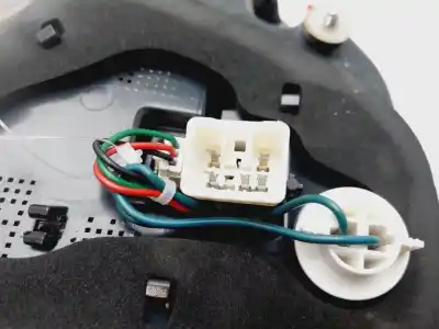 Peça sobressalente para automóvel em segunda mão farolim interior traseiro direito por kia carens ( ) drive referências oem iam 92404a4110  