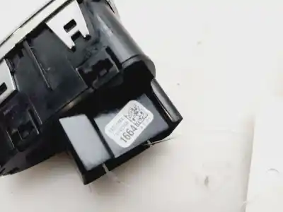 Second-hand car spare part switch for opel corsa e color edition oem iam references 39031664  