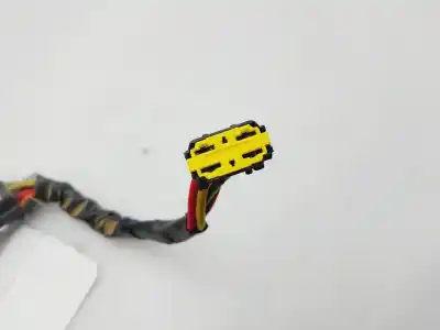 Second-hand car spare part  for RENAULT CLIO II FASE II (B/CB0)  OEM IAM references 7701471220  