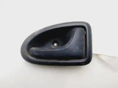 Second-hand car spare part interior right rear handle for renault clio ii fase ii (b/cb0) base authentique 65 cv / 48 kw oem iam references 7700423888  