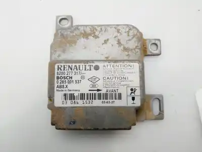 Автозапчастина б/у блок управління подушками безпеки для renault clio ii fase ii (b/cb0) base authentique 65 cv / 48 kw посилання на oem iam 8200277317  