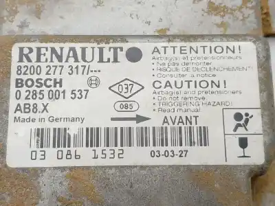 Автозапчастина б/у блок управління подушками безпеки для renault clio ii fase ii (b/cb0) base authentique 65 cv / 48 kw посилання на oem iam 8200277317  