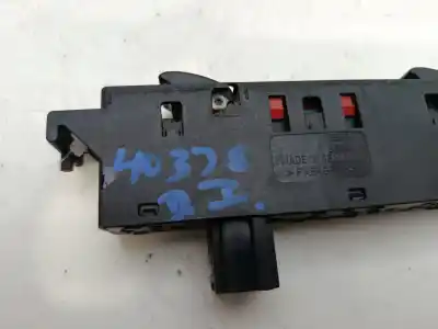 Peça sobressalente para automóvel em segunda mão botão / interruptor elevador vidro dianteiro esquerdo por bmw serie 3 berlina (e46) 318i referências oem iam 6902184  