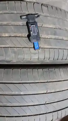 Peça sobressalente para automóvel em segunda mão pneu por renault austral techno 199 cv / 147 kw referências oem iam 20555r19