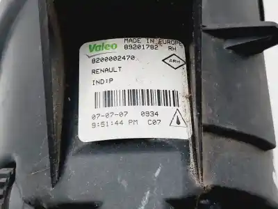 Peça sobressalente para automóvel em segunda mão farol / projetor de nevoeiro direito por renault clio iii confort dynamique referências oem iam 8200002470