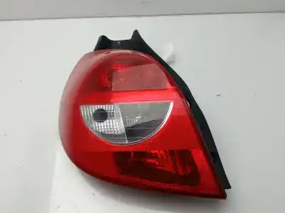 Peça sobressalente para automóvel em segunda mão farolim traseiro esquerdo por renault clio iii confort dynamique referências oem iam 8200459962