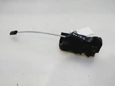 Peça sobressalente para automóvel em segunda mão fechadura da porta dianteira esquerda por opel meriva enjoy referências oem iam 13203899