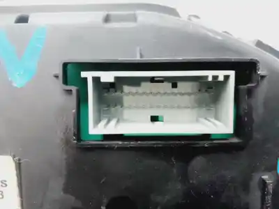 Second-hand car spare part  for RENAULT MEGANE II FAMILIAR  OEM IAM references 8200292049  