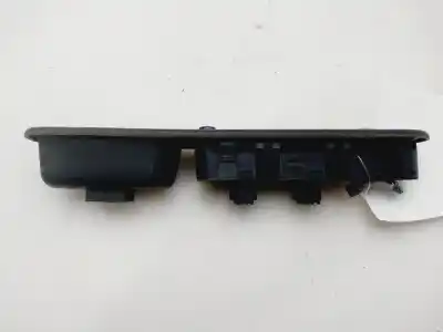 Pièce détachée automobile d'occasion commande de lève vitre avant gauche pour peugeot 307 break/sw (s2) sw 109 cv / 80 kw références oem iam 96531124xt  