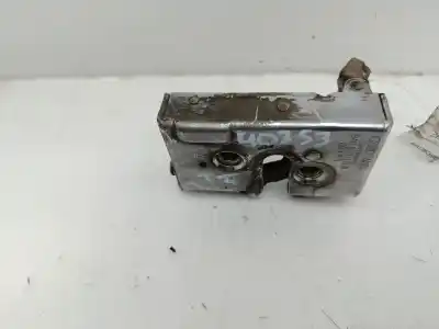 Second-hand car spare part rear left door lock for audi 80/90 (893) 80 oem iam references 8a0839015a  