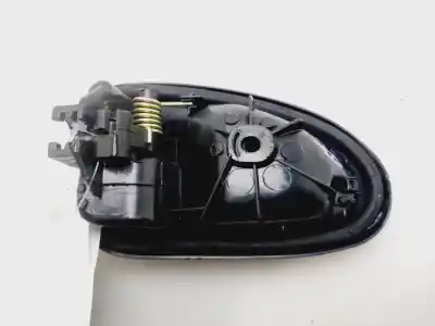 Second-hand car spare part interior right front handle for renault clio ii fase ii (b/cb0) authentique 58 cv / 43 kw oem iam references 8200711135  