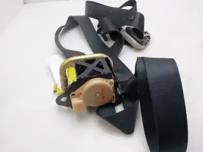 Second-hand car spare part front left seat belt for toyota corolla (e12) 1.6 16v oem iam references 7322002111  
