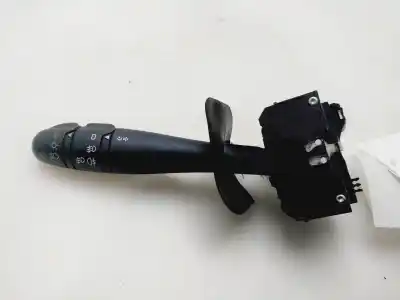 Tweedehands auto-onderdeel lichtbesturing voor renault clio ii fase ii (b/cb0) expression oem iam-referenties 7701047551