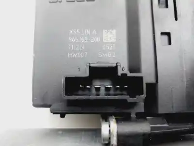 Second-hand car spare part right front window motor for renault megane iii sport tourer expression oem iam references 807301396r