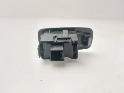 Peça sobressalente para automóvel em segunda mão botão / interruptor elevador vidro traseiro esquerdo por toyota corolla (e12) 1.6 16v referências oem iam 8481002040