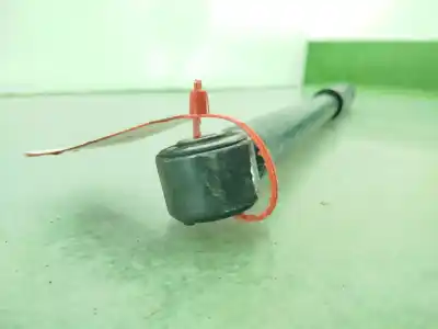 Pezzo di ricambio per auto di seconda mano ammortizzatore posteriore destro per dacia duster ii prestige riferimenti oem iam 562106321r  