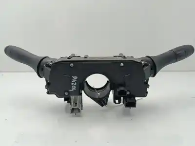 Peça sobressalente para automóvel em segunda mão comandos do volante por dacia duster ii prestige referências oem iam 255678207r  