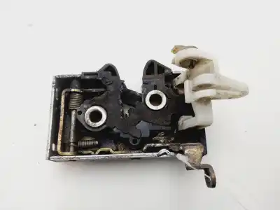Second-hand car spare part left front door lock for audi 80/90 (893) 80 oem iam references 8a1837015a  