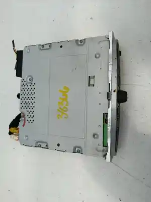Second-hand car spare part audio system / radio cd for renault megane iii sport tourer expression oem iam references 281153051r