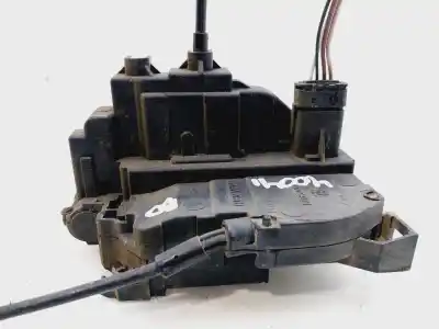 Peça sobressalente para automóvel em segunda mão fechadura da porta dianteira direita por renault clio iii confort dynamique referências oem iam 8200350755