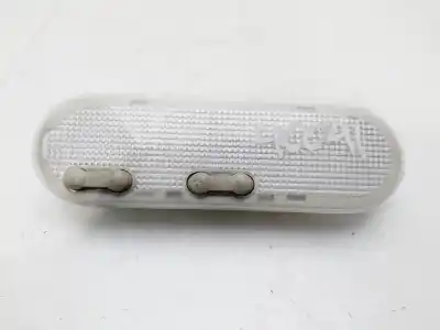 Peça sobressalente para automóvel em segunda mão luz interior por renault clio iii confort dynamique referências oem iam 8200073231  
