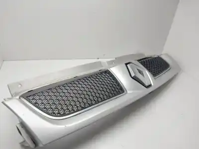 Second-hand car spare part front grille for renault trafic combi (ab 4.01) passenger privilege oem iam references 7700313438