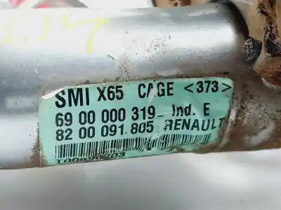 Second-hand car spare part steering column for renault clio ii fase ii (b/cb0) base authentique 65 cv / 48 kw oem iam references 8200091805  