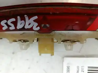 Peça sobressalente para automóvel em segunda mão farolim de travão central por citroen c3 sx referências oem iam 9683116580  