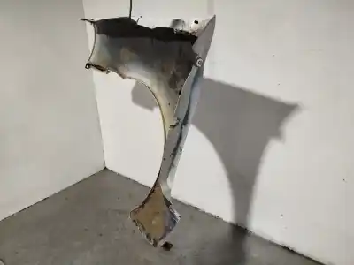 Second-hand car spare part front right fin for renault clio ii fase ii (b/cb0) authentique 58 cv / 43 kw oem iam references   