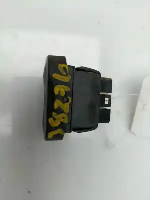 Second-hand car spare part right front power window switch for dacia duster (hs_) 1.5 dci (hsmc) oem iam references 602227  