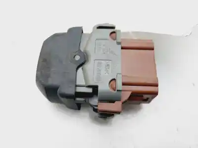 Peça sobressalente para automóvel em segunda mão  por RENAULT CLIO III  Referências OEM IAM 8200108266  