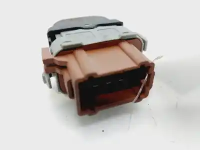 Second-hand car spare part right front power window switch for renault clio iii confort dynamique oem iam references 8200108266  