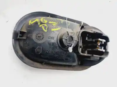 Second-hand car spare part interior left front handle for renault clio iii confort dynamique oem iam references 8200310579  