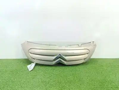 Second-hand car spare part front grille for citroen c3 hdi 70 furio oem iam references 9680094177  