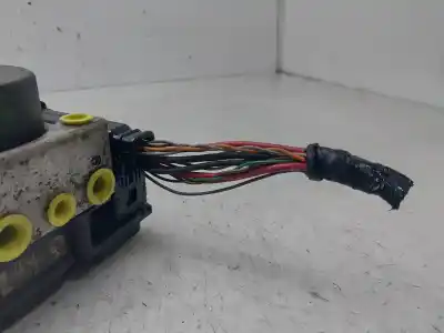 Peça sobressalente para automóvel em segunda mão abs por renault clio iii confort dynamique referências oem iam 8200559749