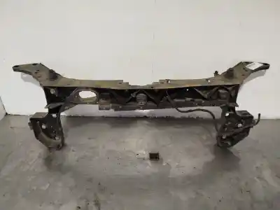 Second-hand car spare part front panel for renault clio iii confort dynamique oem iam references 8200290143  