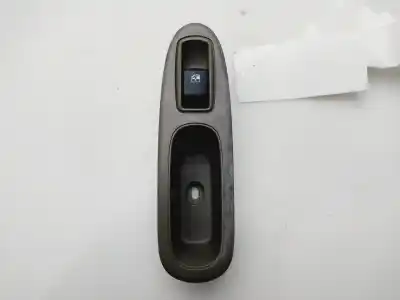 Pezzo di ricambio per auto di seconda mano comandi alzacristalli posteriore sinistro per daewoo evanda (klal) 2.0 riferimenti oem iam 96190777  