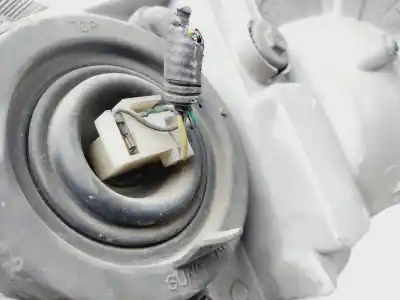 Second-hand car spare part right headlight for chevrolet aveo lt oem iam references 96650522  