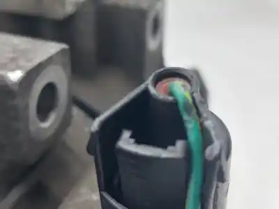 Second-hand car spare part air conditioning compressor for ssangyong actyon 200 xdi oem iam references 6642300111  