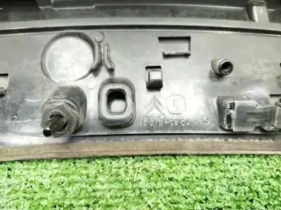 Second-hand car spare part rear spoiler for ds 5 design 181 cv / 133 kw oem iam references 9687646980  